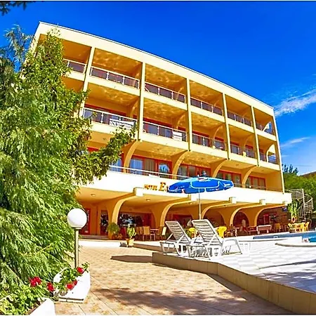 Exotica Hotel 2*